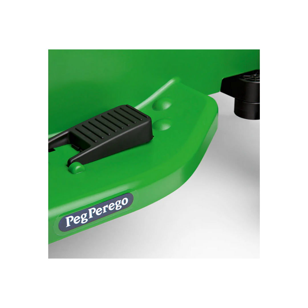 John Deere Mini Tractor - 6 Volt