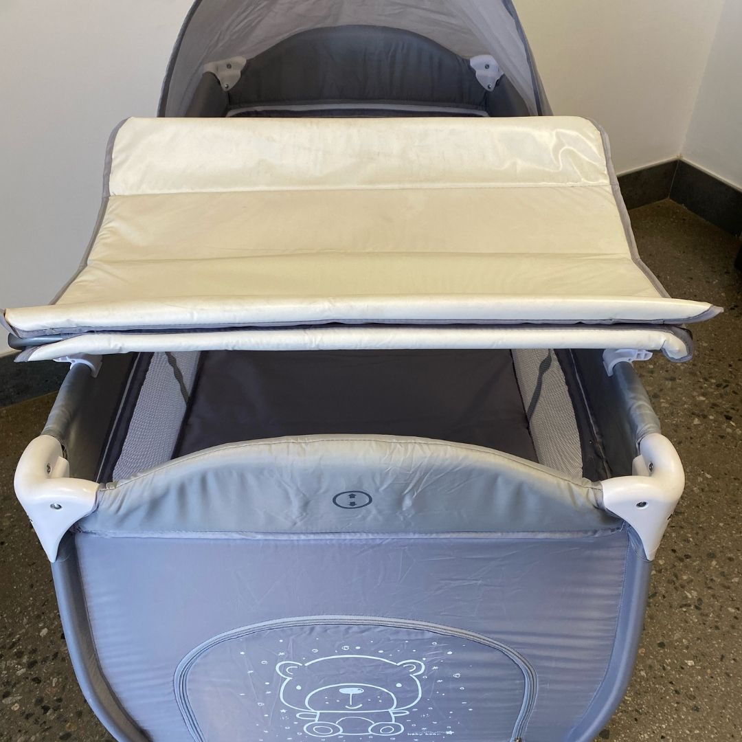 Daily Plus Travel Cot with Changing Mat [Display Model]