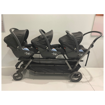 Triplette Piroet Chassis with Primo Viaggio Lounge Car Seats [Pre-Loved]