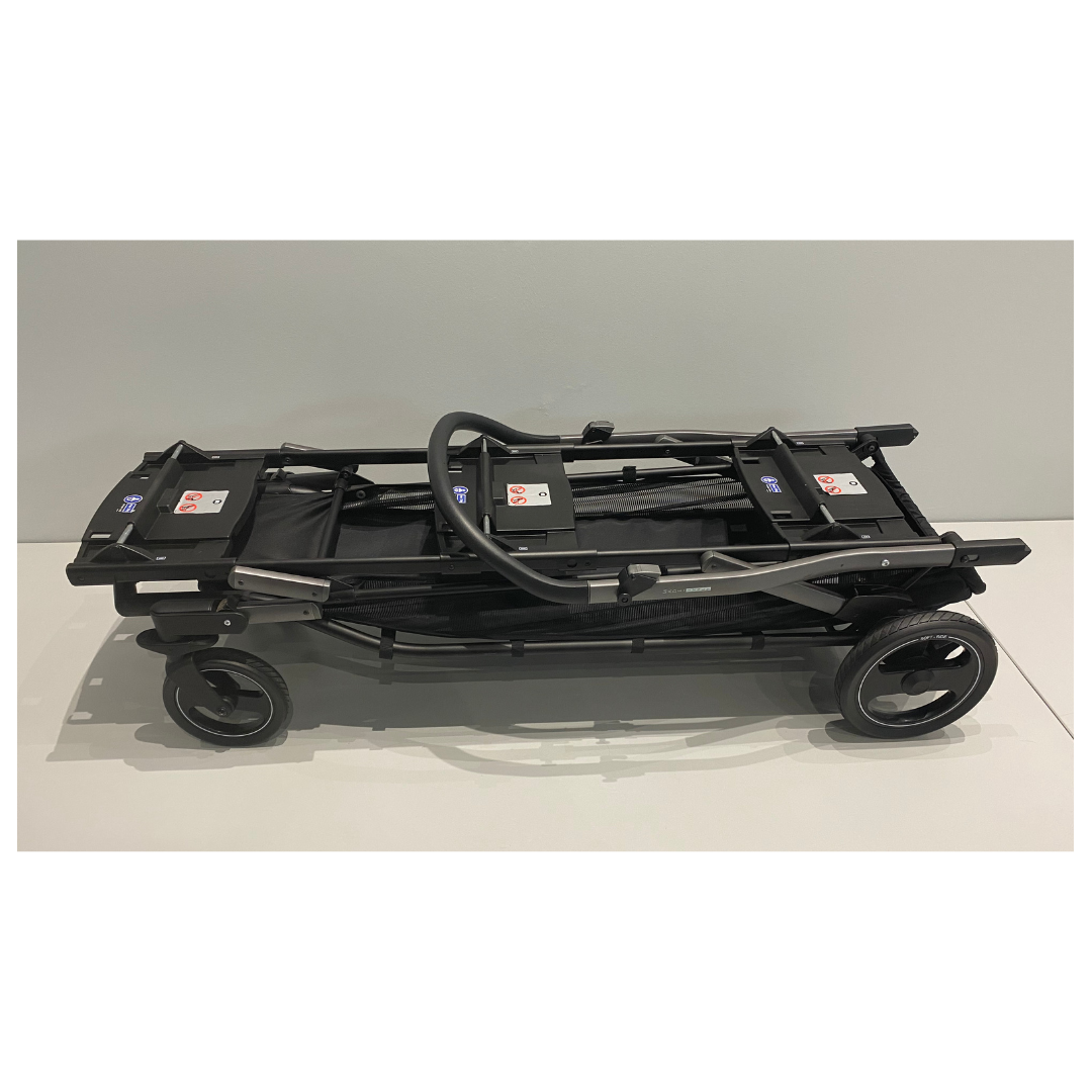 Triplette Piroet Chassis with Primo Viaggio Lounge Car Seats [Pre-Loved]