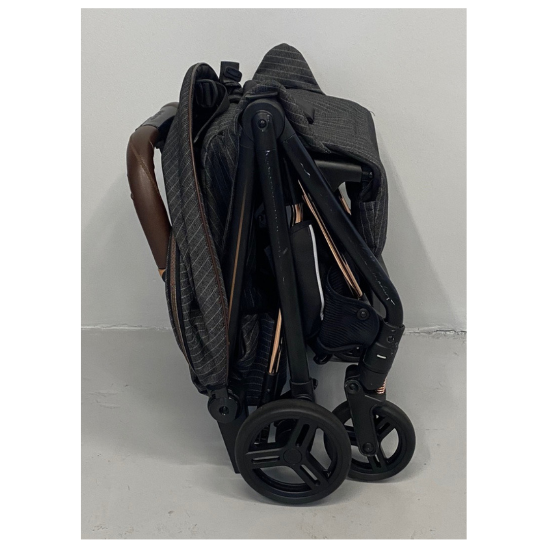 Selfie Stroller - Fiat 500 Limited Edition - Folded Side-View