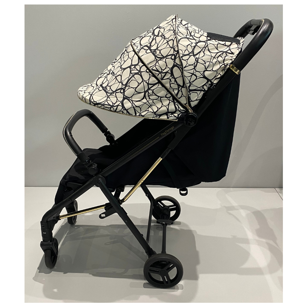 Selfie Stroller - Graphic Gold  - Side Open Hood