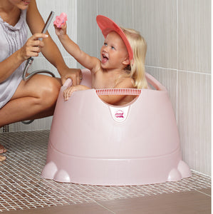 OK Baby Hippo Bath and Shower hat - Ensures tear-free bath time by keeping soap and shampoo away from little eyes. Now available in South Africa with CB Baby.